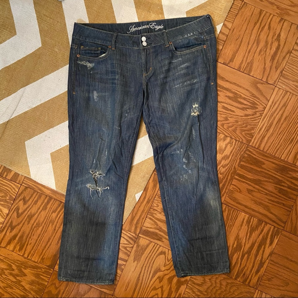 American eagle distressed jeans